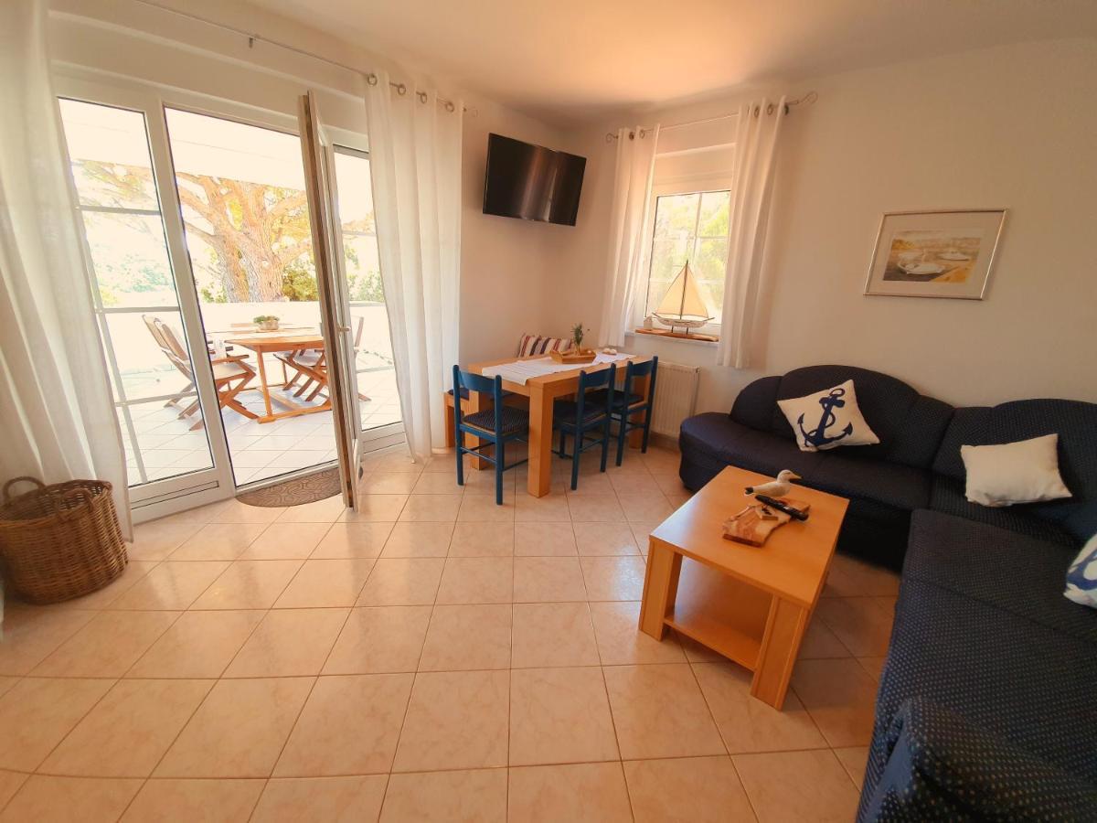 Villa Lucija Rab Town Zewnętrze zdjęcie