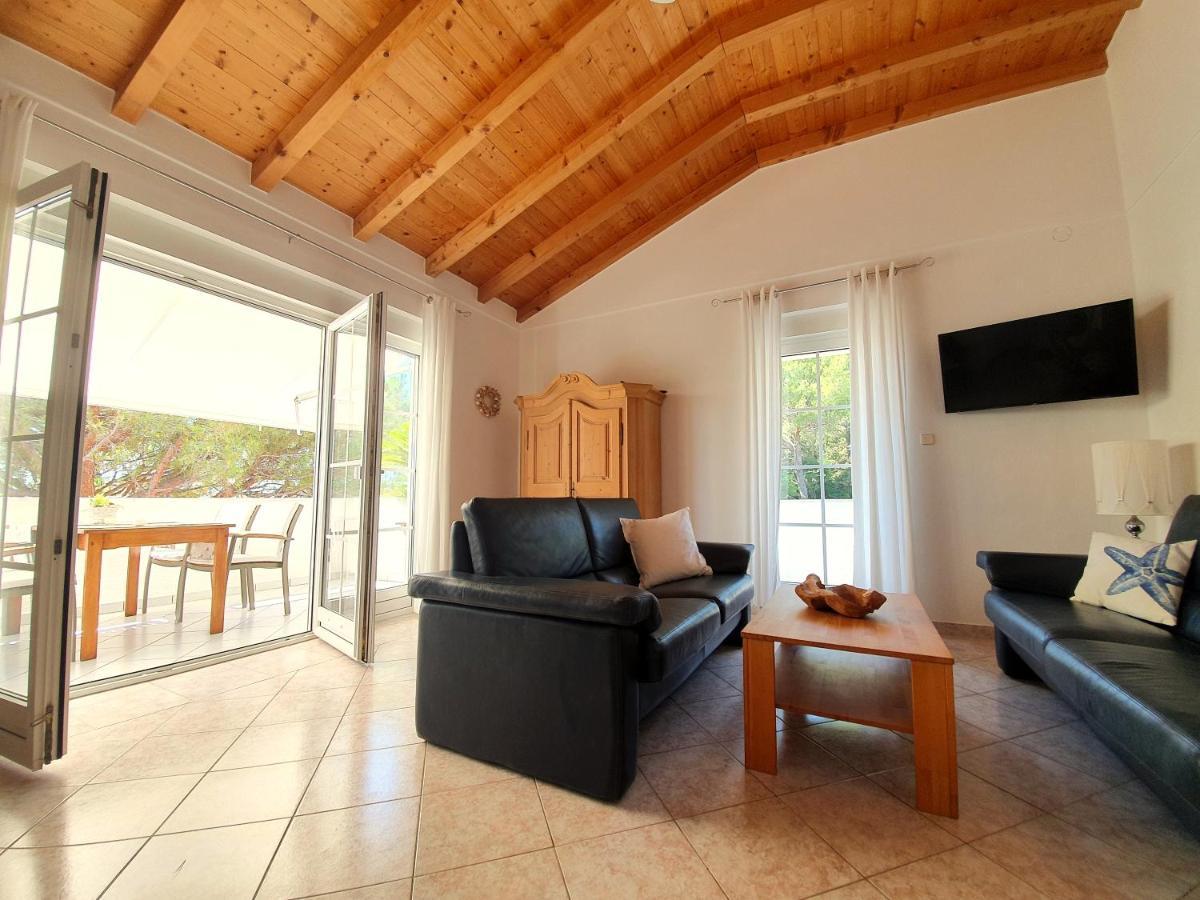Villa Lucija Rab Town Zewnętrze zdjęcie