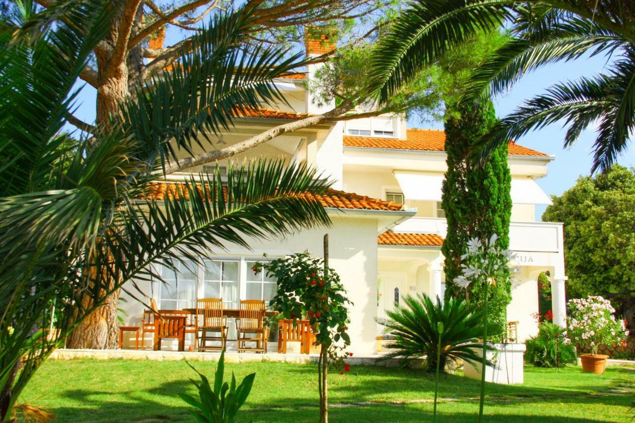 Villa Lucija Rab Town Zewnętrze zdjęcie